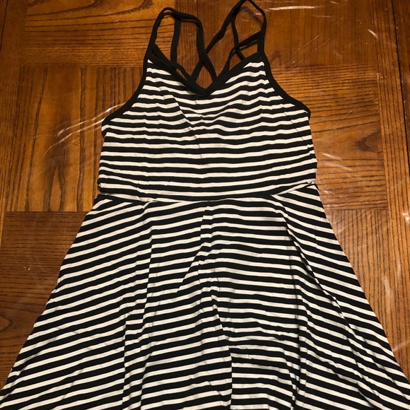 VS PINK strap detailed dress. Black and white striped. Size XS. - Picture 2 of 9